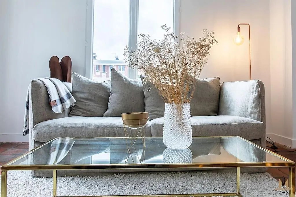 Montmartre, Patio! Sacre-Coeur! Stylish Duplex! Apartment Paris